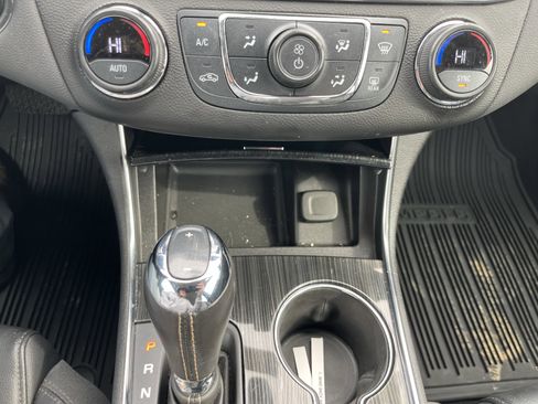 Used 2020 Chevrolet Impala LT image 22