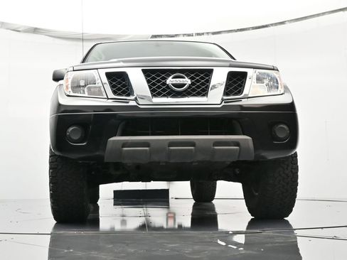 Used 2019 Nissan Frontier SV image 35