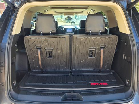 Used 2019 GMC Acadia Denali image 21