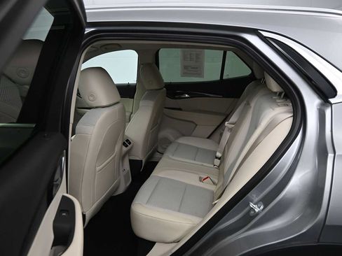 Used 2023 Buick Envision Preferred AWD/4WD image 9