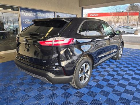 Used 2022 Ford Edge SEL w/ Convenience Package image 5