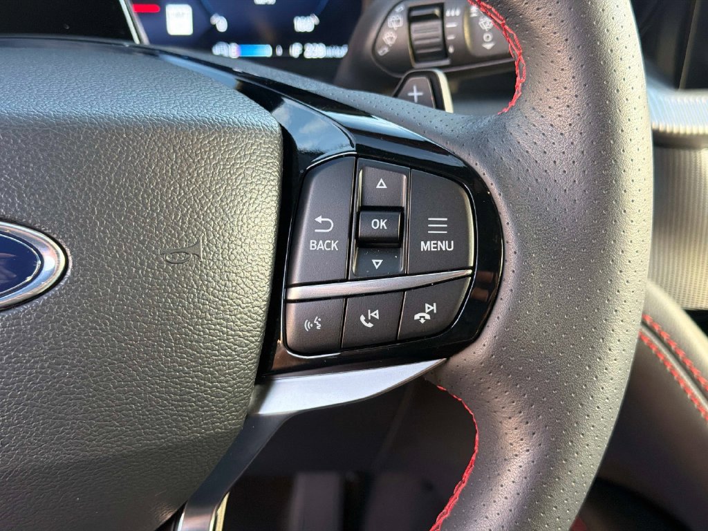 Used 2025 Ford Explorer ST AWD/4WD image 31