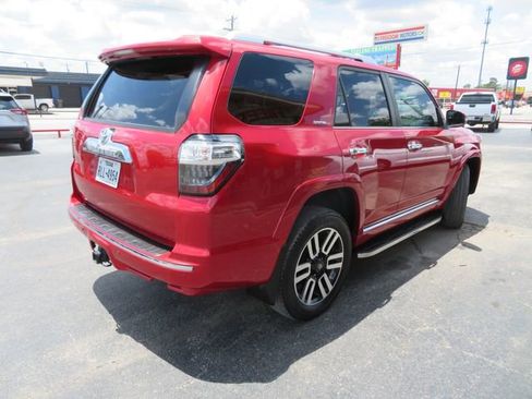Used 2022 Toyota 4Runner Limited AWD/4WD image 5