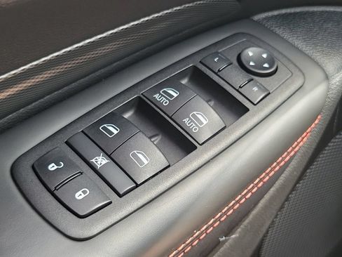Used 2024 Dodge Durango GT AWD/4WD image 35