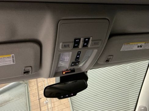 Used 2014 Cadillac SRX Premium image 27