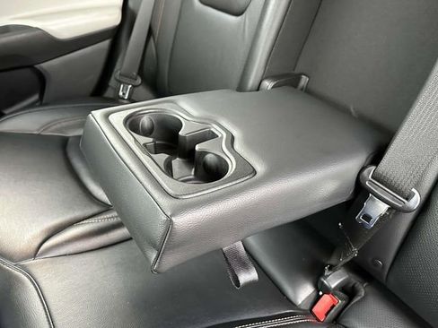 Certified 2022 Jeep Compass Limited image 8