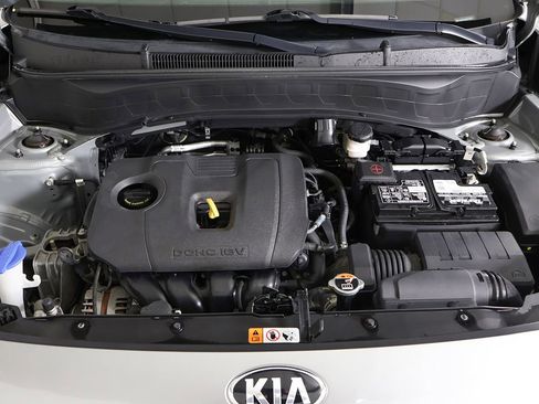 Used 2021 Kia Seltos LX AWD/4WD image 16
