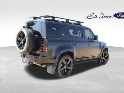 Used 2022 Land Rover Defender 110 X-Dynamic HSE AWD/4WD image 5