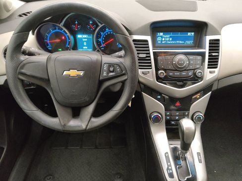 Used 2016 Chevrolet Cruze LS FWD image 22