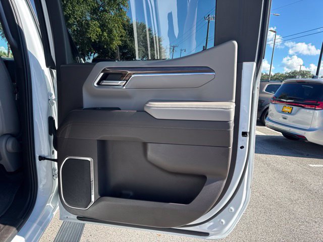 Used 2024 Chevrolet Silverado 1500 RST AWD/4WD image 17