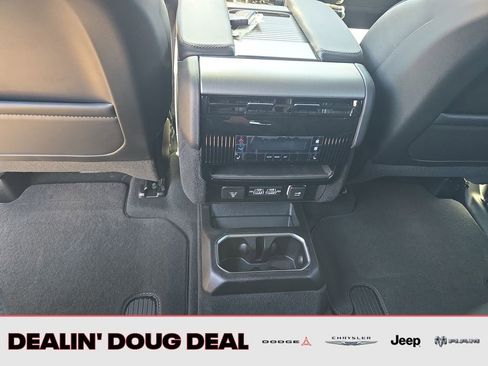 New 2026 Jeep Grand Wagoneer Limited AWD/4WD image 26