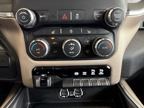 Used 2022 RAM 3500 Laramie w/ Chrome Appearance Group image 24