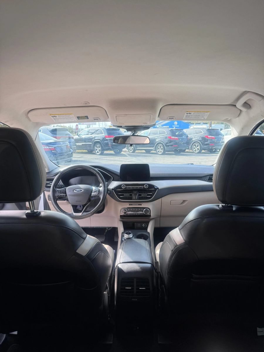 Used 2021 Ford Escape SEL FWD image 10