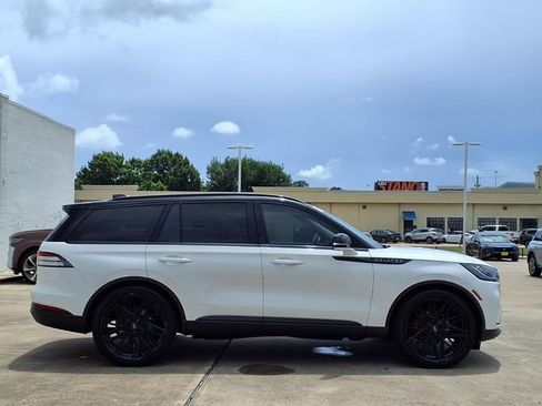 Certified 2025 Lincoln Aviator 2WD image 20