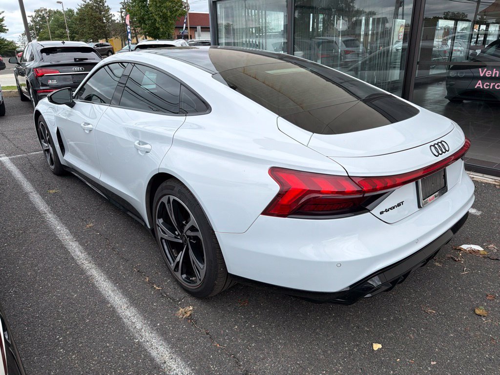 Used 2023 Audi e-tron GT Premium Plus w/ Performance Package AWD/4WD image 2