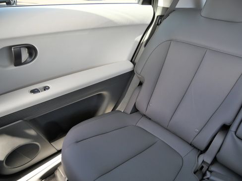 Certified 2025 Hyundai Ioniq 5 SEL image 12