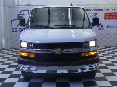 Used 2024 Chevrolet Express 2500 w/ Driver Convenience Package RWD image 2