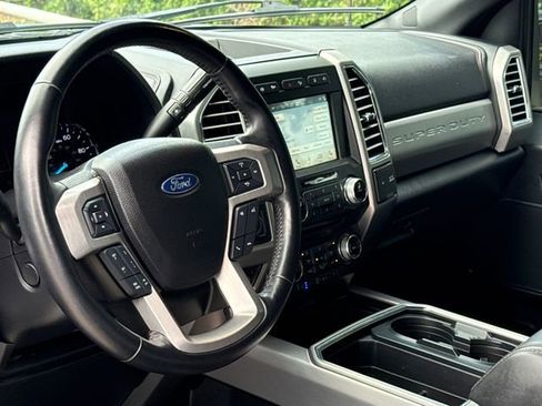 Used 2018 Ford F250 Platinum w/ Platinum Ultimate Package AWD/4WD image 18