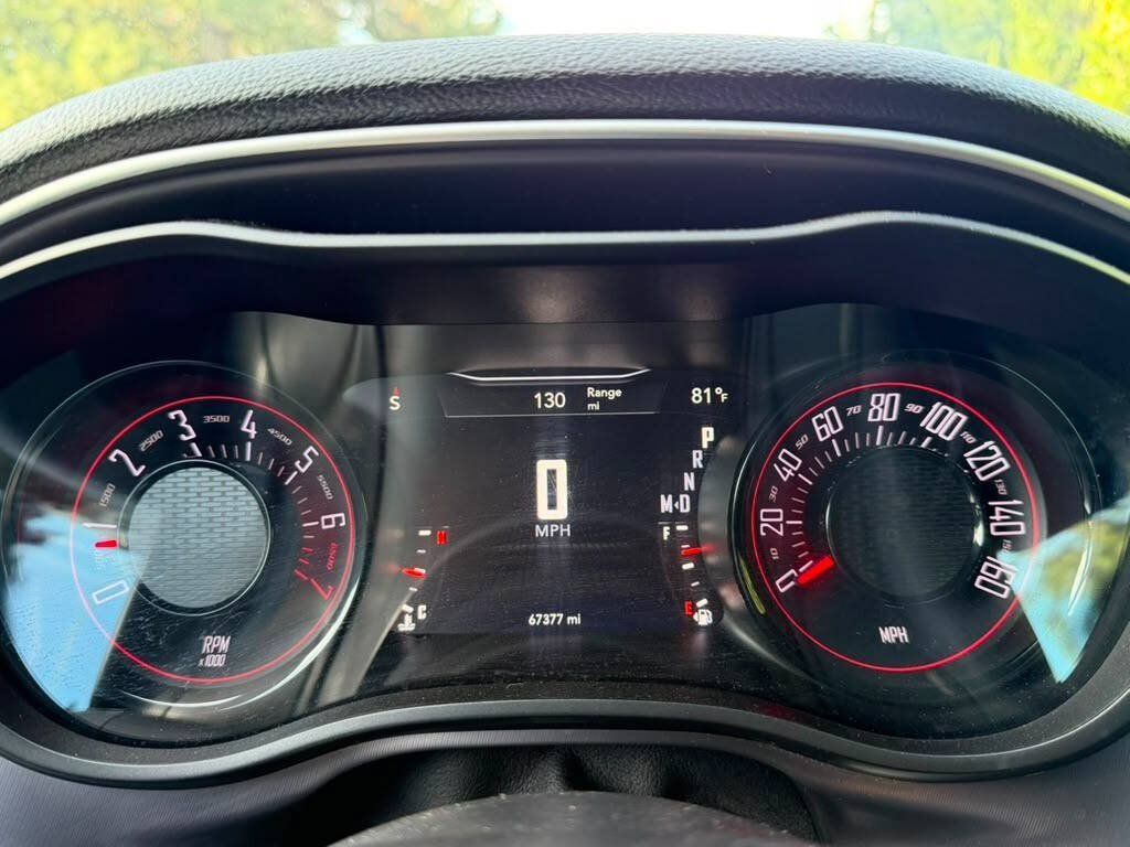 Used 2019 Dodge Challenger SXT w/ Driver Convenience Group RWD image 14