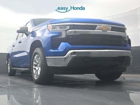 Used 2022 Chevrolet Silverado 1500 LT w/ Protection Package AWD/4WD image 27