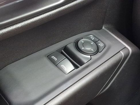 Used 2024 GMC Sierra 1500 Pro w/ Pro Value Package image 23