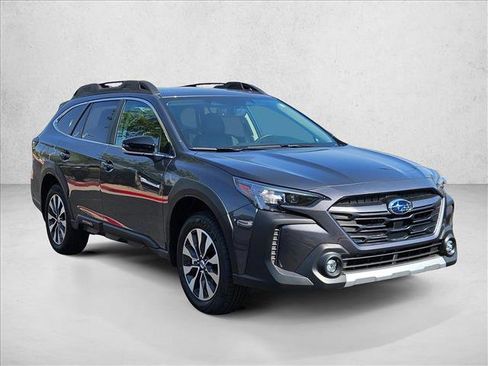 Used 2025 Subaru Outback Limited w/ Popular Package #2 AWD/4WD image 8