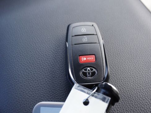 New 2026 Toyota Tacoma SR5 image 18