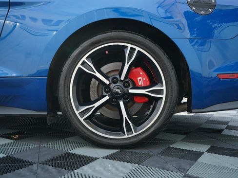 Used 2017 Ford Mustang GT Premium w/ Equipment Group 401A RWD image 84