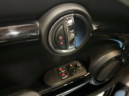 Certified 2023 MINI Cooper S FWD image 11
