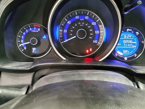 Used 2018 Honda Fit Sport image 31