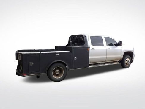 Used 2018 Chevrolet Silverado 3500 LT w/ LT Convenience Package AWD/4WD image 17