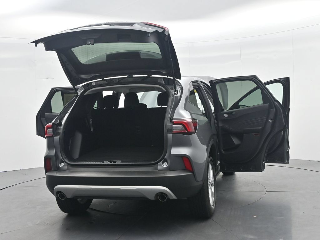 Used 2025 Ford Escape Active AWD/4WD image 49