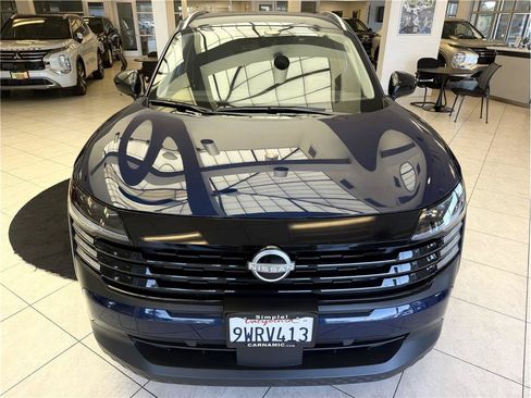 Used 2026 Nissan Kicks SV FWD image 2