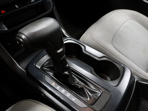Used 2018 Chevrolet Colorado W/T w/ WT Convenience Package AWD/4WD image 31