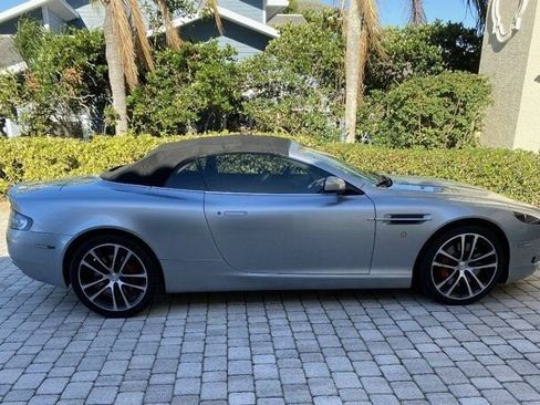 Used 2009 Aston Martin DB9 Volante image 4
