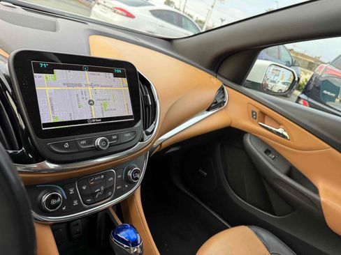 Used 2017 Chevrolet Volt Premier w/ Driver Confidence II Package FWD image 94