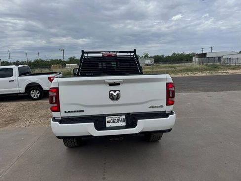 Used 2023 RAM 2500 Laramie AWD/4WD image 5