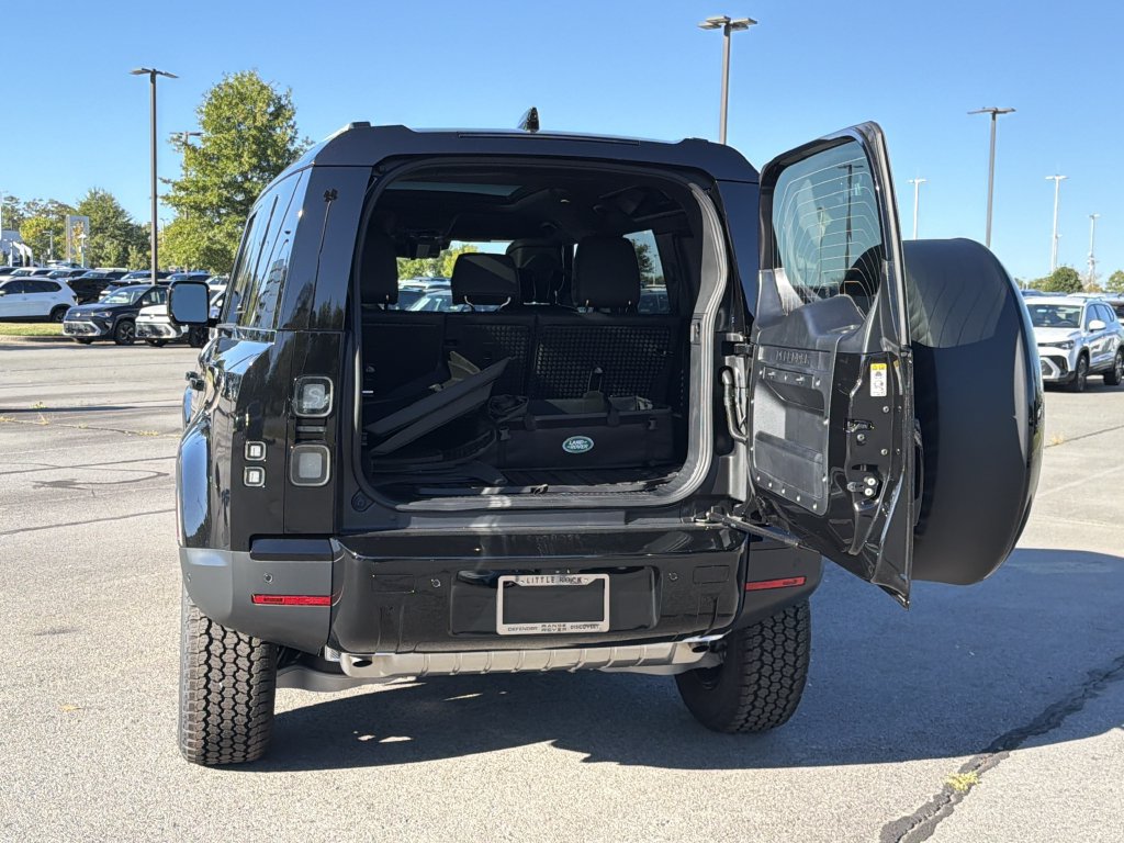 New 2026 Land Rover Defender 110 S AWD/4WD image 12