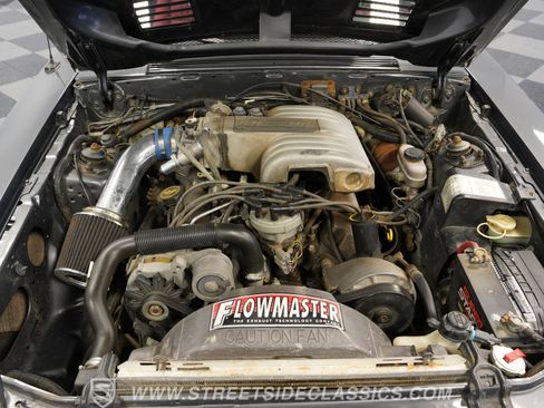 Used 1987 Ford Mustang GT image 3