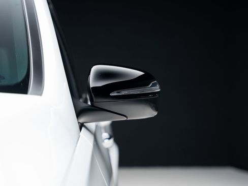 Used 2025 Mercedes-Benz GLS 63 AMG 4MATIC image 17