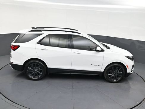 Used 2023 Chevrolet Equinox RS FWD image 14