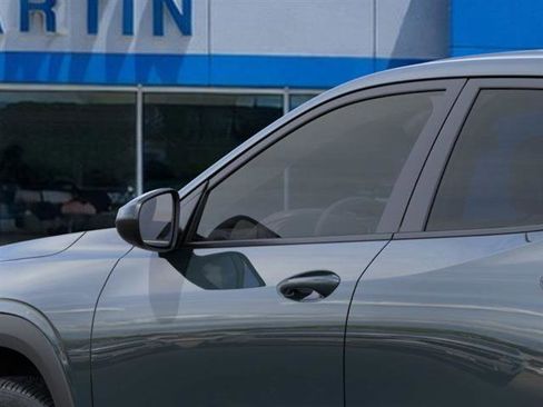 New 2026 Chevrolet Trax LS image 12