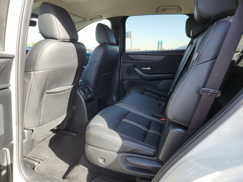 Used 2025 MAZDA CX-90 3.3 Turbo w/ Select Package image 12