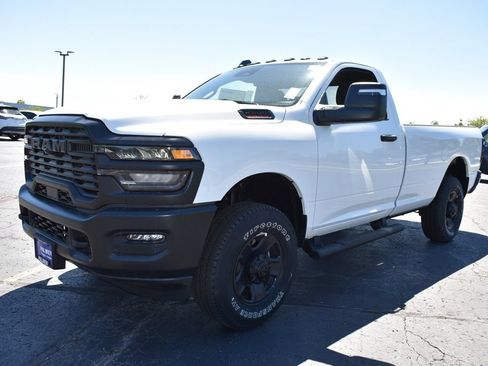 New 2026 RAM 2500 Tradesman AWD/4WD image 10