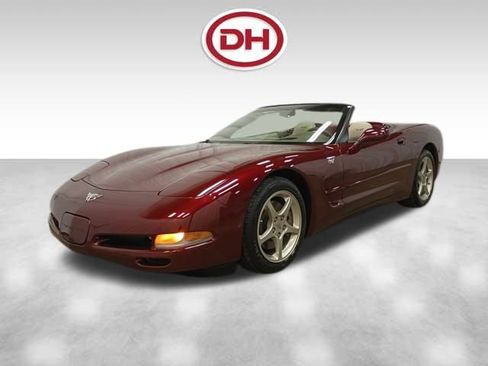 Used 2003 Chevrolet Corvette 50th Anniversary Edition w/ Preferred Equipment Group1 image 22