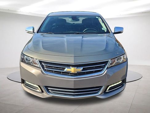 Used 2019 Chevrolet Impala Premier image 2