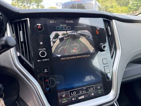 Used 2023 Subaru Outback Premium image 16