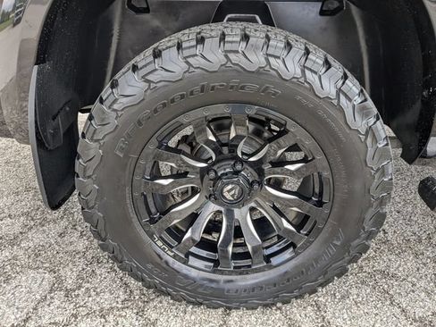 Used 2016 RAM 1500 Laramie w/ Convenience Group AWD/4WD image 12