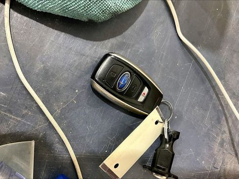 Used 2018 Subaru Outback 2.5i Limited AWD/4WD image 10