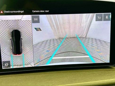 Used 2025 Audi Q5 Premium Plus w/ Premium Plus image 16